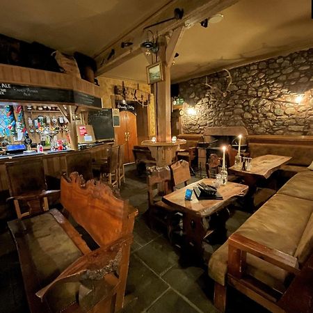 Glen Clova Hotel & Luxury Lodges Millton of Clova Esterno foto